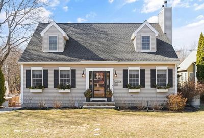 45 Dartmouth St Woburn MA 01801
