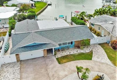 2024 Church Creek Point Largo FL 33774