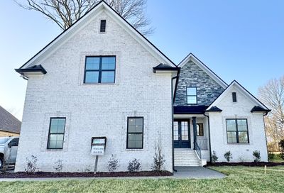 1124 Willow Springs Dr. #13 Lebanon TN 37087