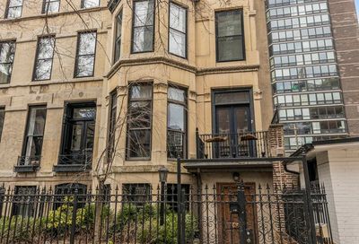 1252 N State Parkway Chicago IL 60610