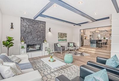 4411 Charleswood Drive NW Calgary AB T2L2E3
