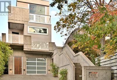 1025 Terrace Ave Victoria BC V8S3V2