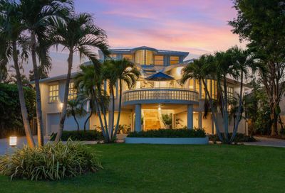 4034 Roberts Point Road Sarasota FL 34242