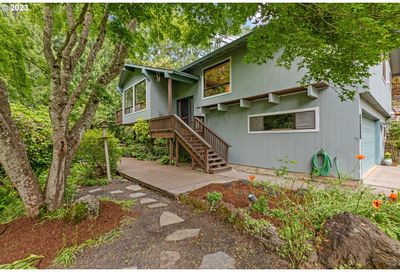 3631 SW Ericwood Ln Portland OR 97221