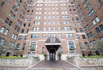 229 Ward Parkway #902b N/A Kansas City MO 64112