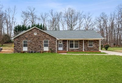 11400 Gladewater Drive Matthews NC 28105