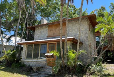 2313 3rd Ave W Bradenton FL 34205