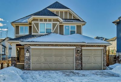 143 STONEMERE Green Chestermere AB T1X0S2