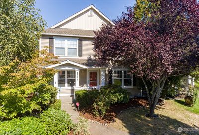 2732 Arnold St Dupont WA 98327