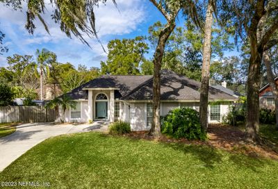 2357 Oak Forest Dr Jacksonville Beach FL 32250