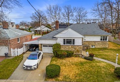 14-35 165th Street Beechhurst NY 11357