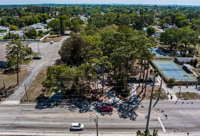 1916 53rd Avenue W Bradenton FL 34207
