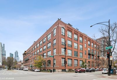 1727 S Indiana Avenue Chicago IL 60616