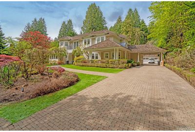2991 ROSEBERY AVENUE West Vancouver BC V7V3A8