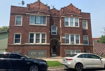 6836 S Saint Lawrence Avenue Chicago IL 60637