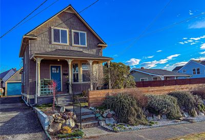 1218 10th Street Bremerton WA 98337