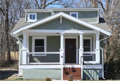 6502 Paseo Boulevard Kansas City MO 64131