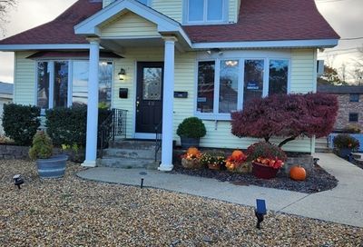 636 Sunderland Rd Worcester MA 01604