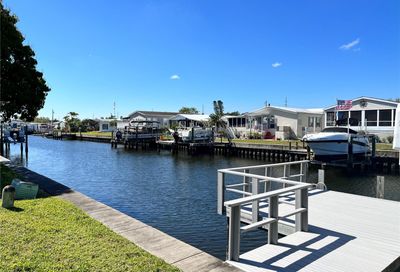 7114 Mount Arlington Drive NE St Petersburg FL 33702