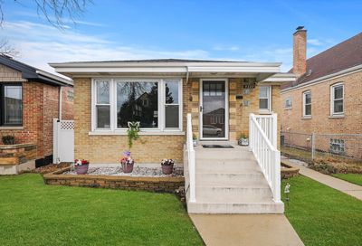 6220 W 55th Street Chicago IL 60638