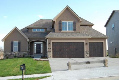 17285 S Tomashaw Street Olathe KS 66062