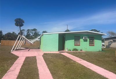 2345 Ednor Street Port Charlotte FL 33952