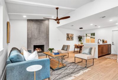 2016 Gathright Cove Austin TX 78704