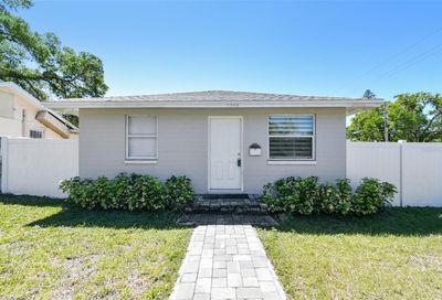 3646 16th Avenue S St Petersburg FL 33711