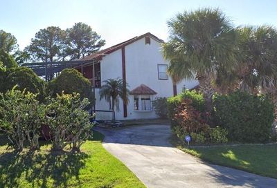 2462 Albany Drive Kissimmee FL 34758