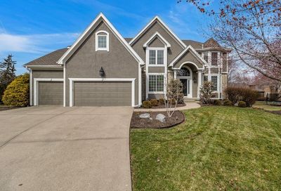 4644 W 139th Terrace Leawood KS 66224