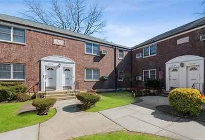 253-26 61st Avenue Little Neck NY 11362