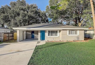 2704 36th Avenue W Bradenton FL 34205