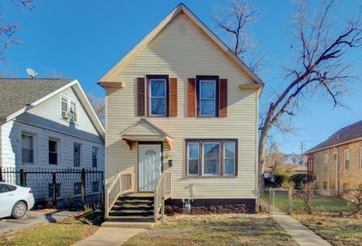 8831 S Aberdeen Street Chicago IL 60620