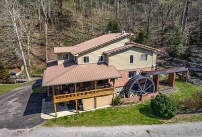 295 Cave Hollow Rd Dowelltown TN 37059