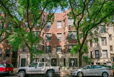 3727 N Pine Grove Avenue Chicago IL 60613