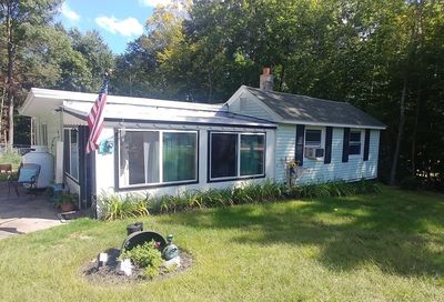 158 Leicester St Oxford MA 01537
