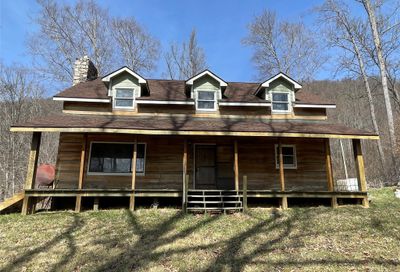 114 Johns Creek Road Canton NC 28716