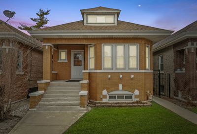 4917 S Komensky Avenue Chicago IL 60632