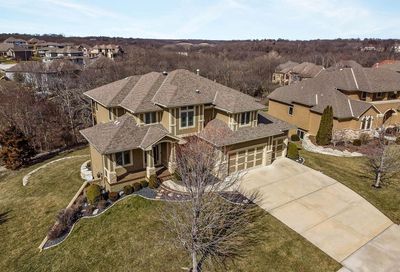 2728 NW Thoreau Drive Lee'S Summit MO 64081