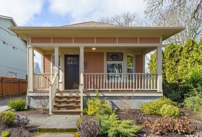 7825 N Hereford Ave Portland OR 97203