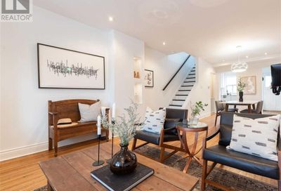 23 KERR RD Toronto ON M4L1K2