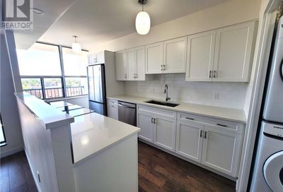 81 CHURCH Street Unit# 1001 Kitchener ON N2G4M1