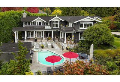 4831 WATER LANE West Vancouver BC V7W1K4