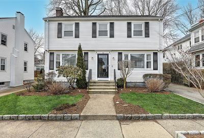 72 Oak Hill Avenue Pawtucket RI 02860
