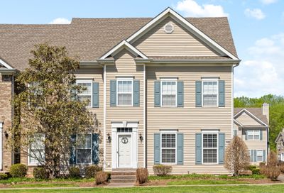1024 Mckenna Dr Thompsons Station TN 37179