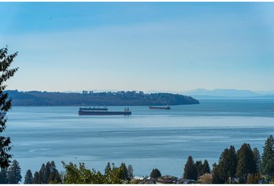 2410 QUEENS AVENUE West Vancouver BC V7V2Y6
