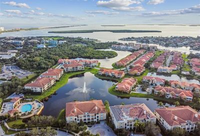 18 Franklin Court S St Petersburg FL 33711