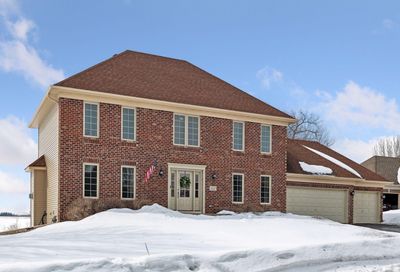 422 Ramsey Avenue Carver MN 55315