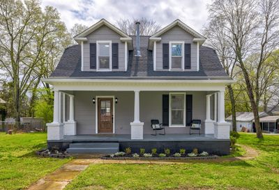 112 E Elm St Ashland City TN 37015