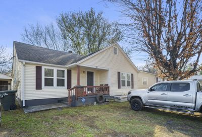205 W Hillcrest Dr Springfield TN 37172